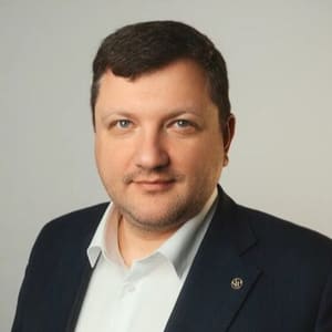 Дмитрий Плущевский